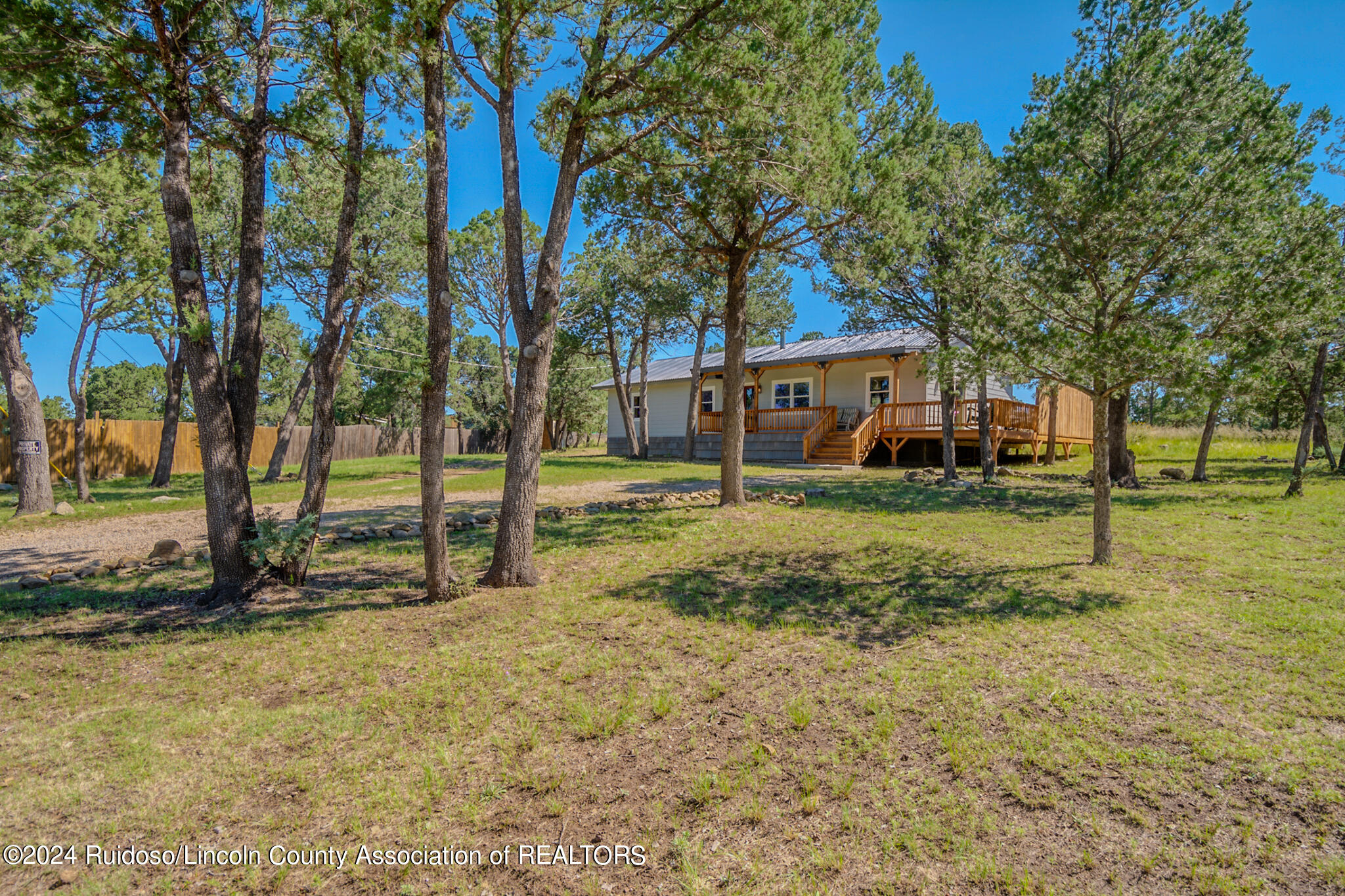 160 Ravens Wing Drive, For Sale in Alto Zoocasa