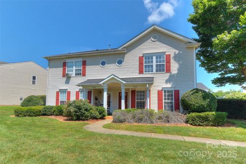 3835 Mohawk Ct, Charlotte, NC, 28215-4284 | Card Image