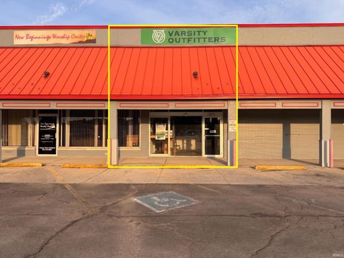2113 S Memorial Dr, New Castle, IN, 47362-1223 | Card Image