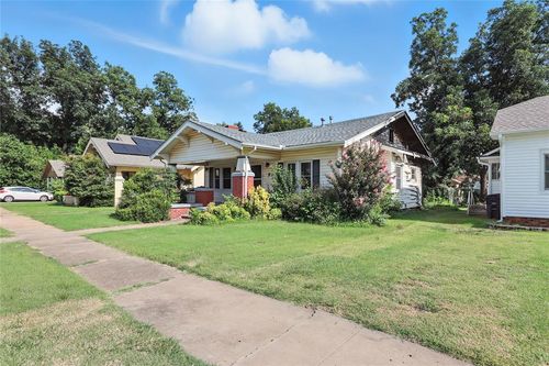 1919 W Cherokee Ave, Enid, OK, 73703-5404 | Card Image