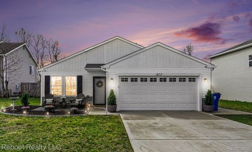 813 Partridge Ct, Holly, MI, 48442-1773 | Card Image