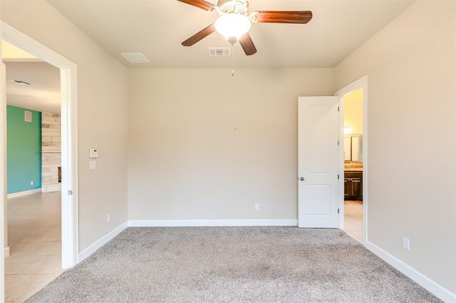 152 Fort Cobb Way, House other with 4 bedrooms, 3 bathrooms and 4 parking in Georgetown TX | Image 16