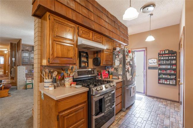 1101 E Chickasaw St, House other with 3 bedrooms, 2 bathrooms and null parking in Wynnewood OK | Image 7