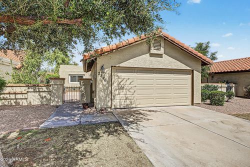 2226 E Fairview Ave, Mesa, AZ, 85204-5351 | Card Image