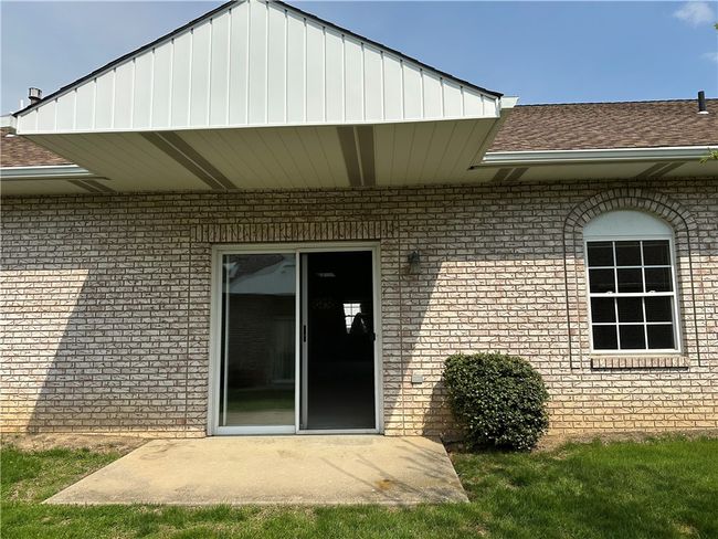 APT-26 - 2750 Iowa Dr, Condo with 2 bedrooms, 2 bathrooms and 2 parking in Lower Burrell PA | Image 14