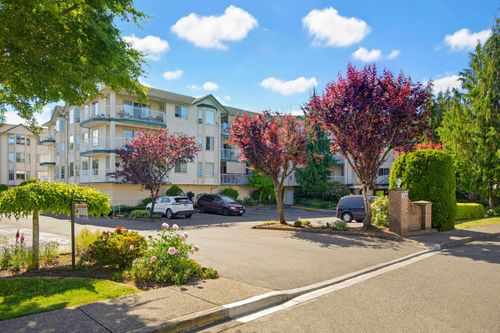 205-5360 205 St, Langley, BC, V3A7Y6 | Card Image