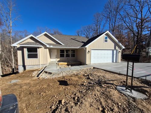 8 Ampthill Ln, Bella Vista, AR, 72714-4070 | Card Image