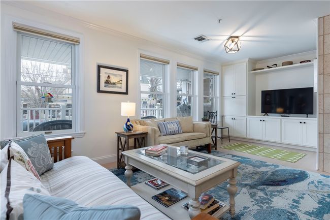 APT-1 - 53 Conanicus Ave, Condo with 2 bedrooms, 2 bathrooms and 2 parking in Jamestown RI | Image 7
