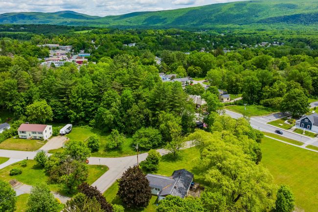 69 Hillvale Dr, House other with 4 bedrooms, 2 bathrooms and null parking in Manchestr Ctr VT | Image 42
