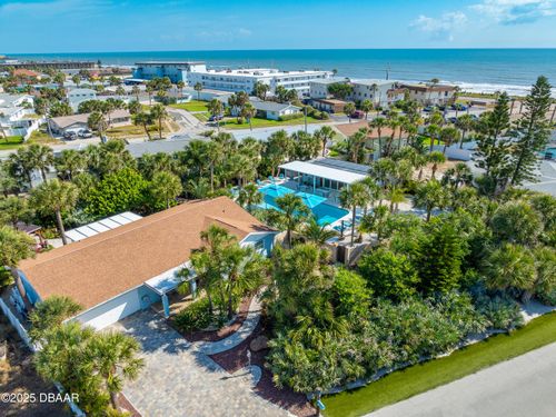 7 Sandra Dr, Ormond Beach, FL, 32176-3120 | Card Image