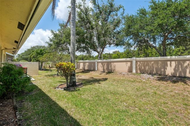 5260 Tiffany Anne Cir, House other with 2 bedrooms, 2 bathrooms and null parking in West Palm Beach FL | Image 25