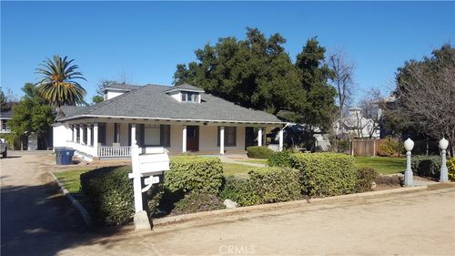 2-634 W Highland Ave, Redlands, CA, 92373-6764 | Card Image