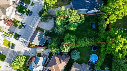 64 Woolwich St, Kitchener, ON, N2K1S3 | Card Image