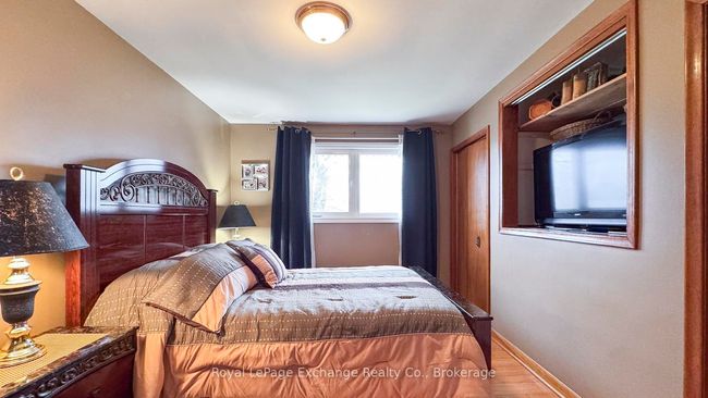 398 Kingsway St, House other with 3 bedrooms, 2 bathrooms and 4 parking in Kincardine ON | Image 20