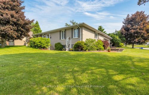 20 Woodcock Dr, Tillsonburg, ON, N4G4M2 | Card Image