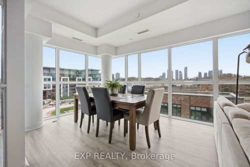 404-25 Neighbourhood Lane, Etobicoke, ON, M8Y0C4 | Card Image