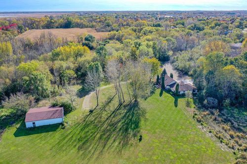 W179S8246 Pioneer Dr, Muskego, WI, 53150-9457 | Card Image