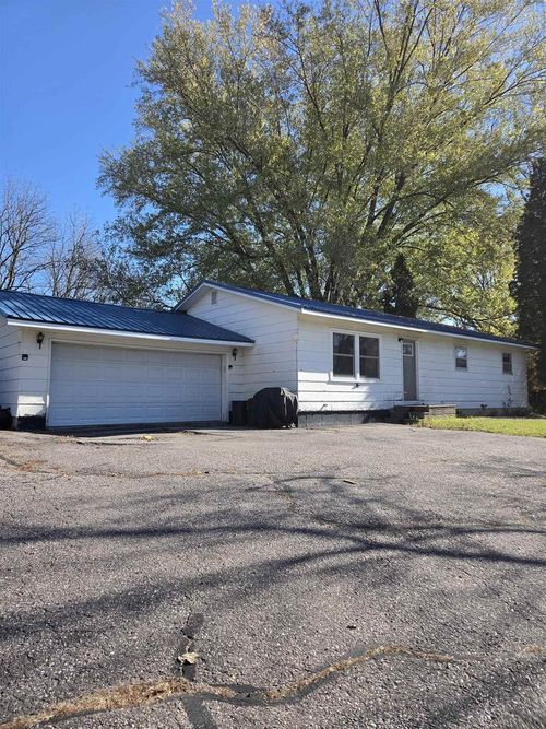 20770 Hwy 56, Marshall, WI, 53581 | Card Image
