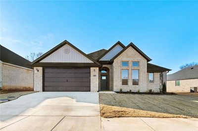 2101 Salmon Street, House other with 4 bedrooms, 2 bathrooms and null parking in Pea Ridge AR | Image 2