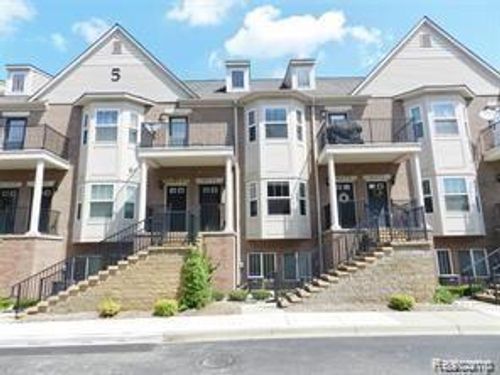 41576 Hamlet Ln, Novi, MI, 48375-1859 | Card Image