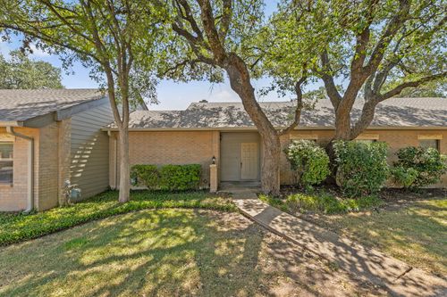 5737 N Scout Island Cir, Austin, TX, 78731-3347 | Card Image