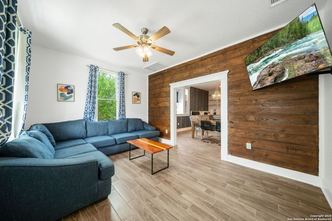 247 Princeton Ave, House other with 3 bedrooms, 3 bathrooms and null parking in San Antonio TX | Image 6