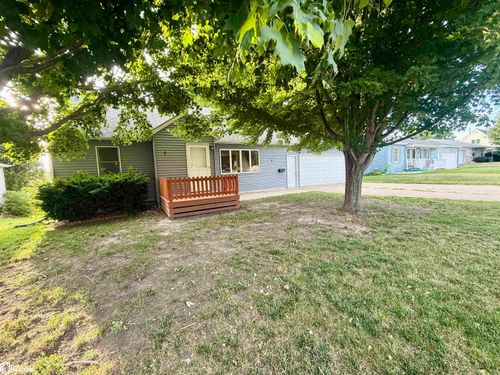 1852 Quint, Carroll, IA, 51401 | Card Image
