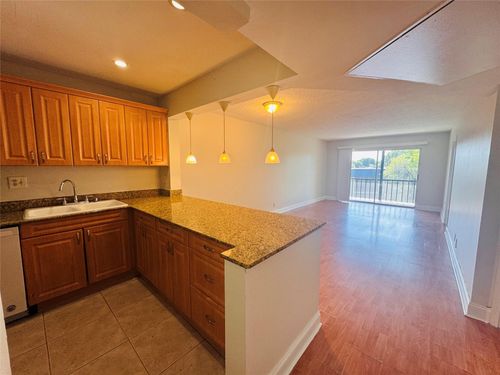 apt-302-8020 Colony Cir N, Tamarac, FL, 33321-8353 | Card Image