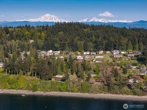 2579 W Shore Drive, Lummi Island, WA, 98262 | Card Image
