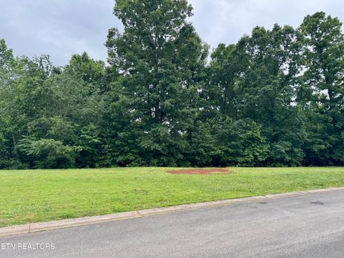 3325 Preserve Pt, Louisville, TN, 37777-1405 | Card Image