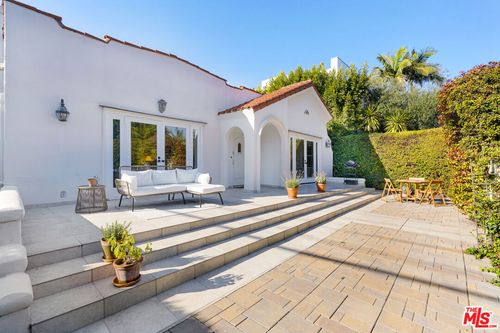 801 Laurel Pass, Los Angeles, CA, 90046 | Card Image