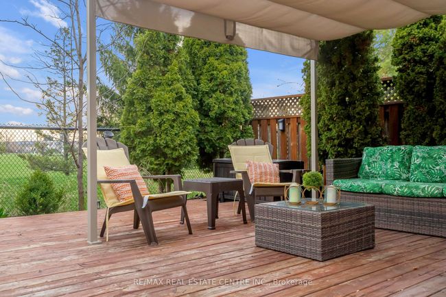 808 Mckay Cres, House attached with 3 bedrooms, 3 bathrooms and 2 parking in Milton ON | Image 47