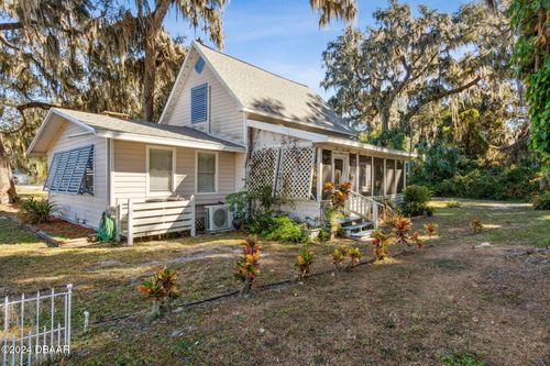 235 Port Comfort Dr, East Palatka, FL, 32131-4395 | Card Image