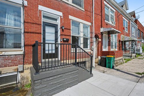 33 S Franklin St, CHAMBERSBURG, PA, 17201-2011 | Card Image