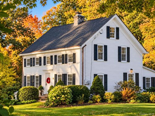521 Barrett Hill Rd, Mahopac, NY, 10541-2412 | Card Image