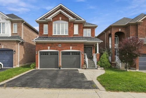 17 Chatterson St, Whitby, ON, L1R0B1 | Card Image