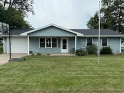 700 S Sandusky Street, House other with 3 bedrooms, 1 bathrooms and null parking in Catlin IL | Image 1