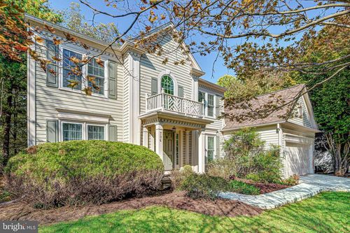 706 Amber Ct Ne, LEESBURG, VA, 20176-4920 | Card Image