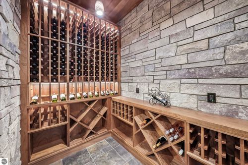 103 Vineyard Ridge Dr, Traverse City, MI, 49686-1897 | Card Image