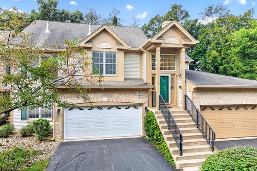1561-1561 Treeline Ct, Naperville, IL, 60565-2012 | Card Image