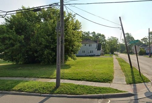 11916 N Saginaw St, Mount Morris, MI, 48458-1531 | Card Image