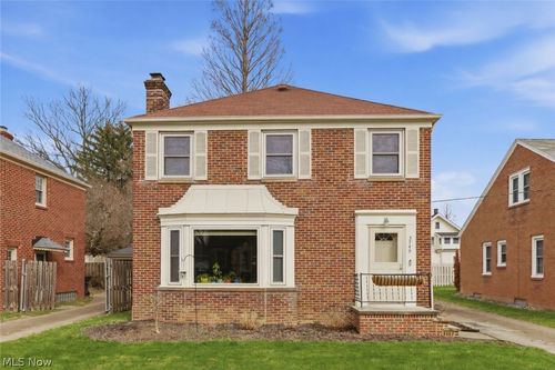 3749 W 178th St, Cleveland, OH, 44111-4002 | Card Image