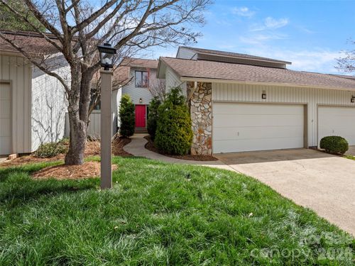 103 Parkway Ct, Asheville, NC, 28803-4100 | Card Image