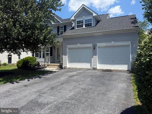 9905 Kurtyka Cir, HAGERSTOWN, MD, 21740-9505 | Card Image