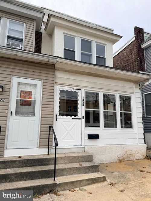 1424 Huddell Ave, MARCUS HOOK, PA, 19061-4120 | Card Image