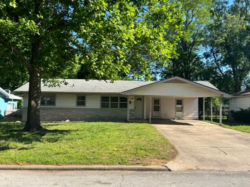 1317 E Cambridge St, Springfield, MO, 65804-3612 | Card Image