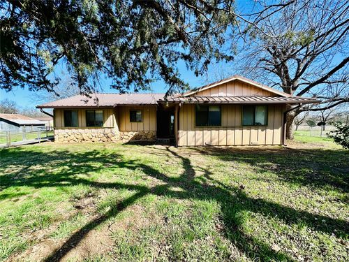 409 3rd St, Blanket, TX, 76432-2127 | Card Image