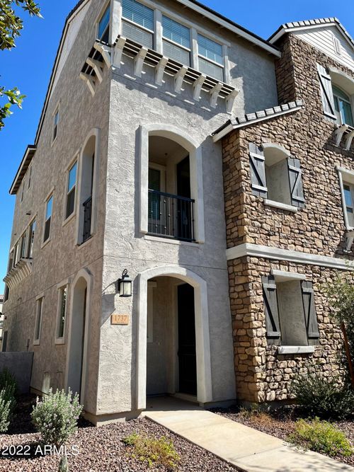1737 E Hampton Lane, Gilbert, AZ, 85295 | Card Image