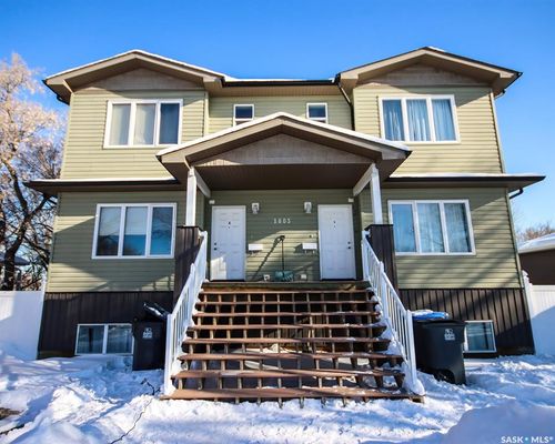 1805 3rd St, Estevan, SK, S4A0T1 | Card Image