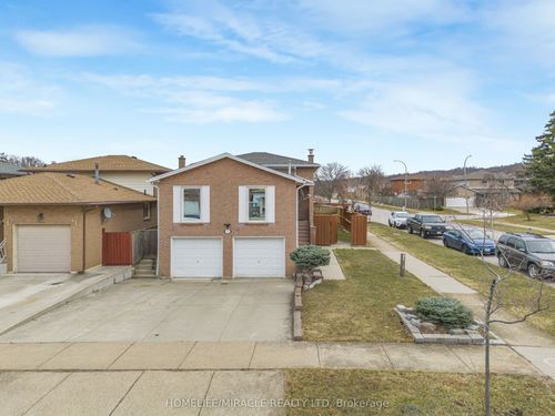 2 Envoy Blvd, Stoney Creek, ON, L8G4N1 | Card Image